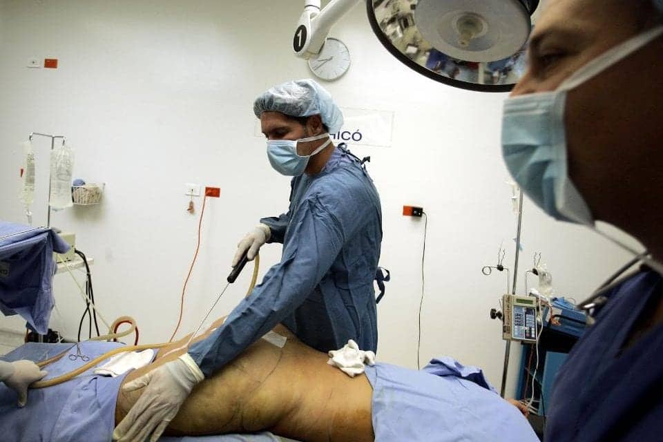 How Microsoft's HoloLens Can Reduce The Time You Are On The Operating Table