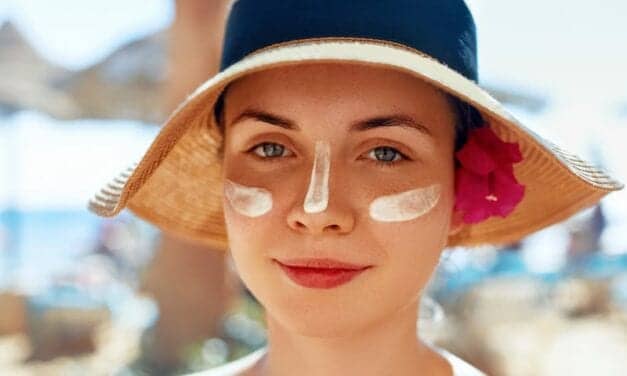 “Sunscreen Contouring” Is More Dangerous Than You Think — Here’s Why