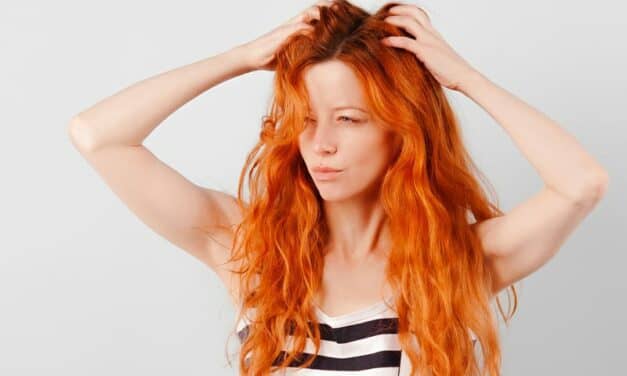 6 Reasons Why Your Hair Hurts, According to a Dermatologist