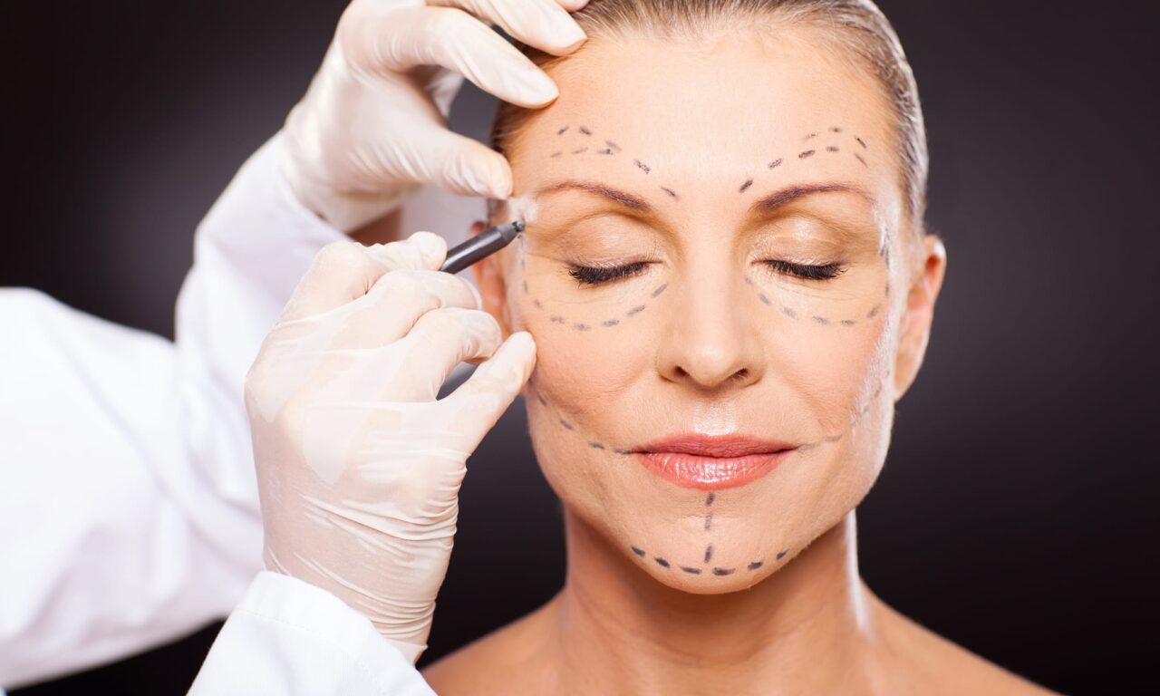 From Blood Clots to Rare Cancers, a Plastic Surgeon Explains the Risks to Consider Before Going Under the Knife – or the Needle