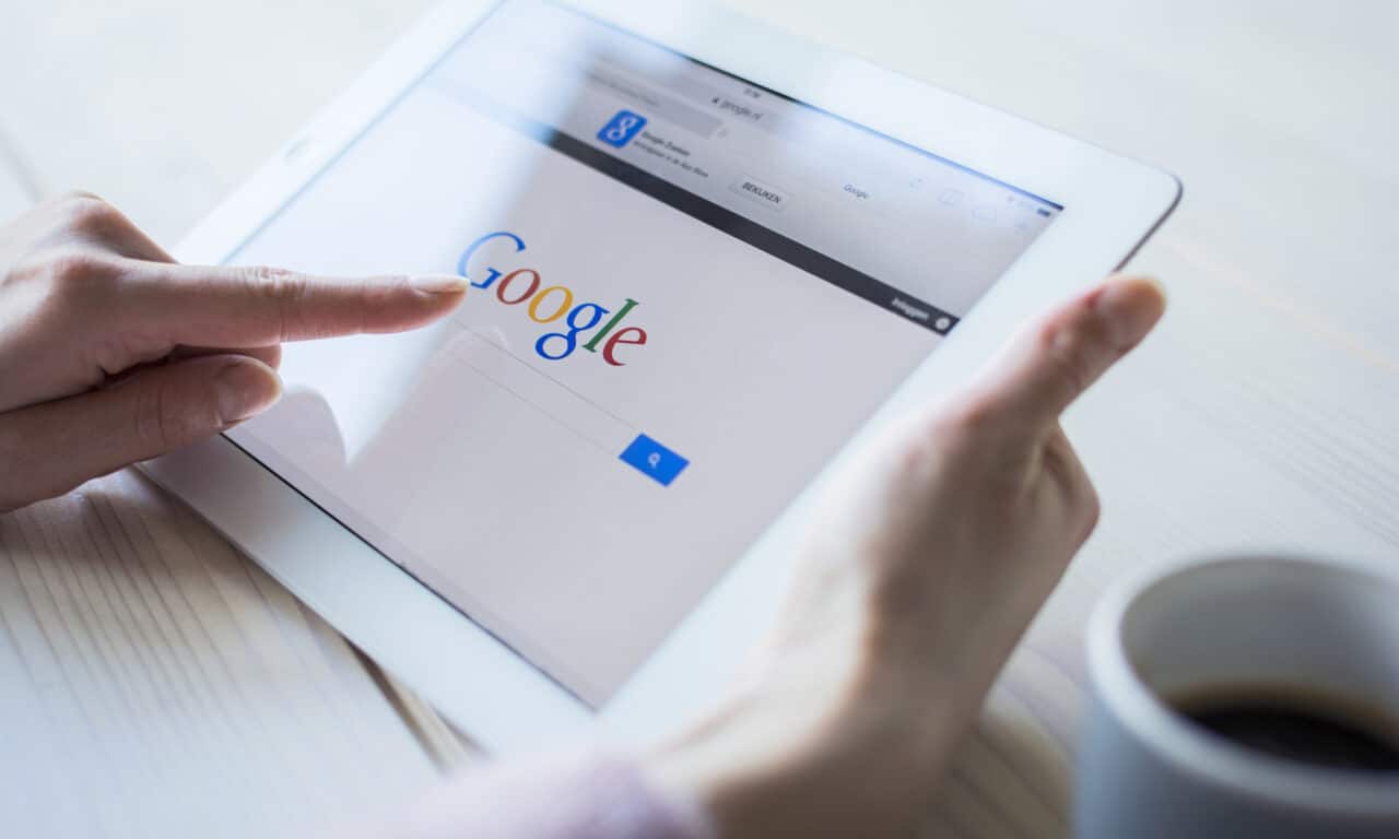 AI Overviews Upend Patient Search: What Plastic Surgeons Need to Know