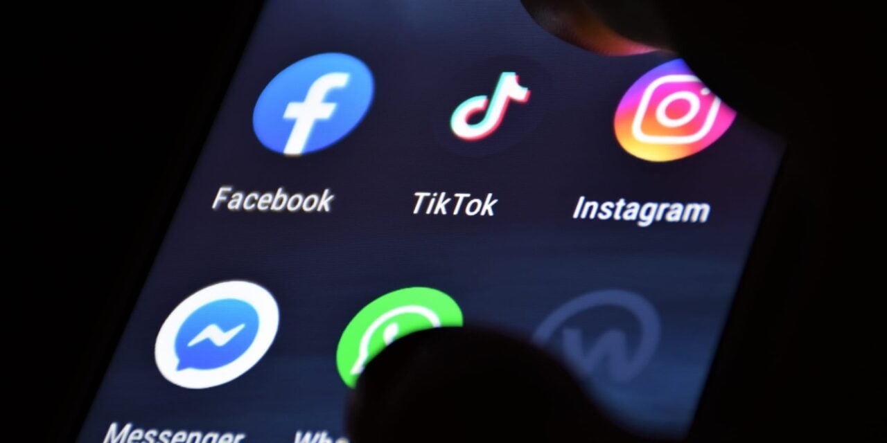 10 People Hospitalized After DIY Botulinum Toxin Injections, Health Officials Warn