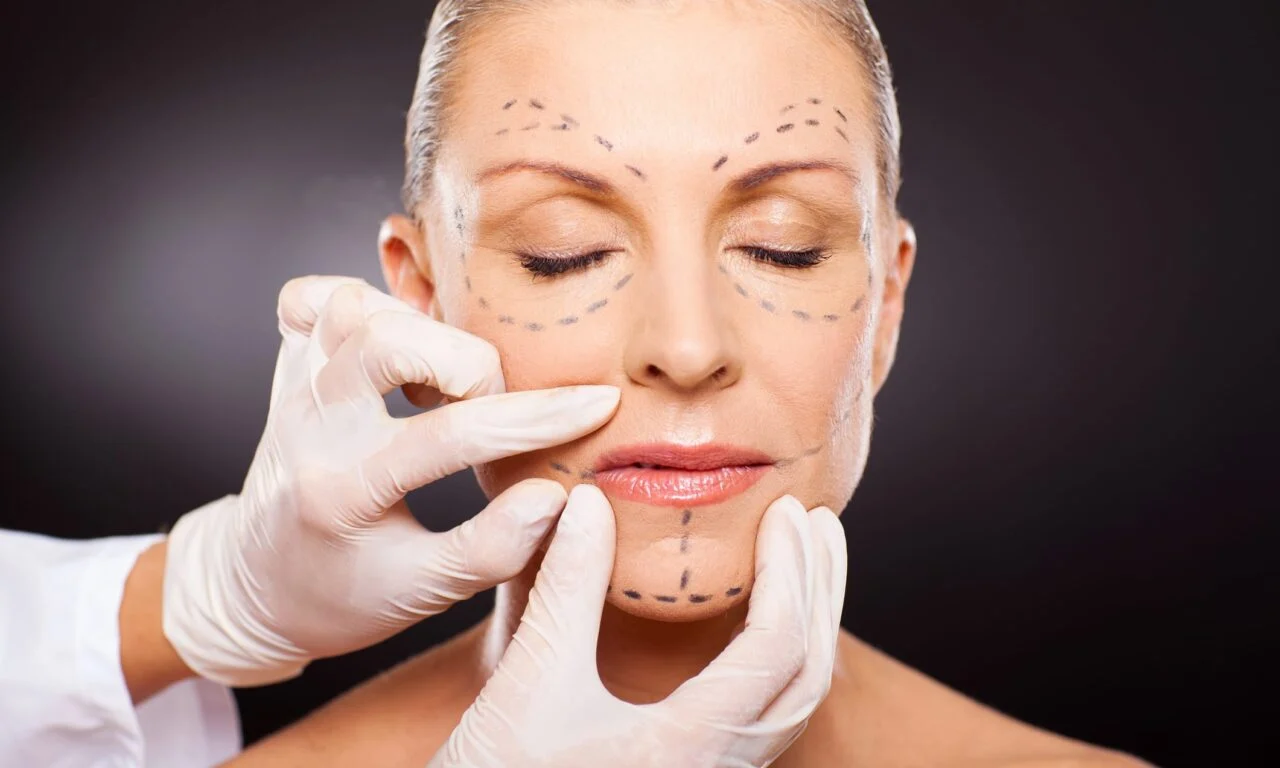 Cosmetic Surgery Investigation Prompts Warnings for Patients, and a Push for Tighter Safety Standards