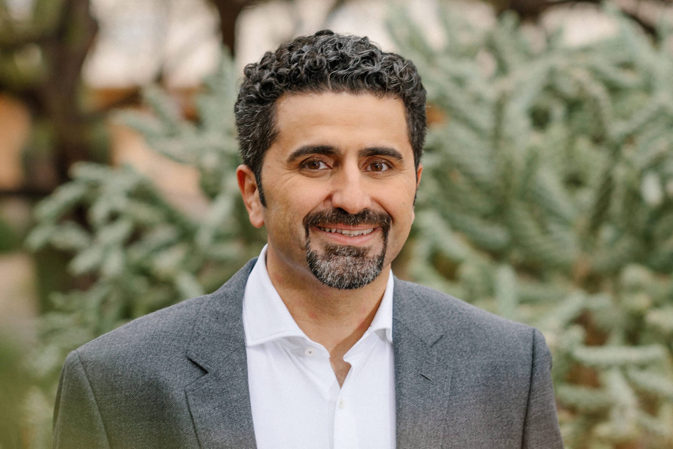 Dr Radbeh Torabi